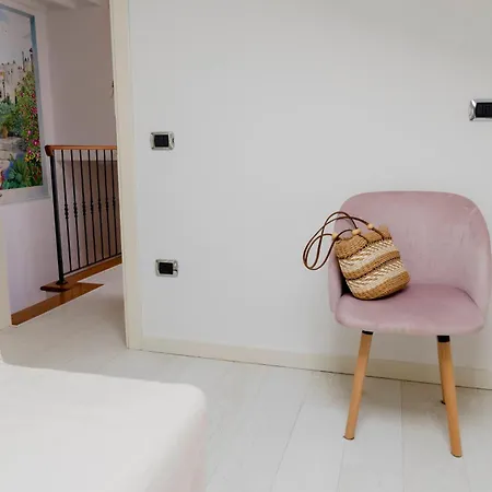 Apartment Casa La Neviera - Loft Con Vasca Idromassaggio - Vicino Mare E Centro Con Parcheggio Pesaro